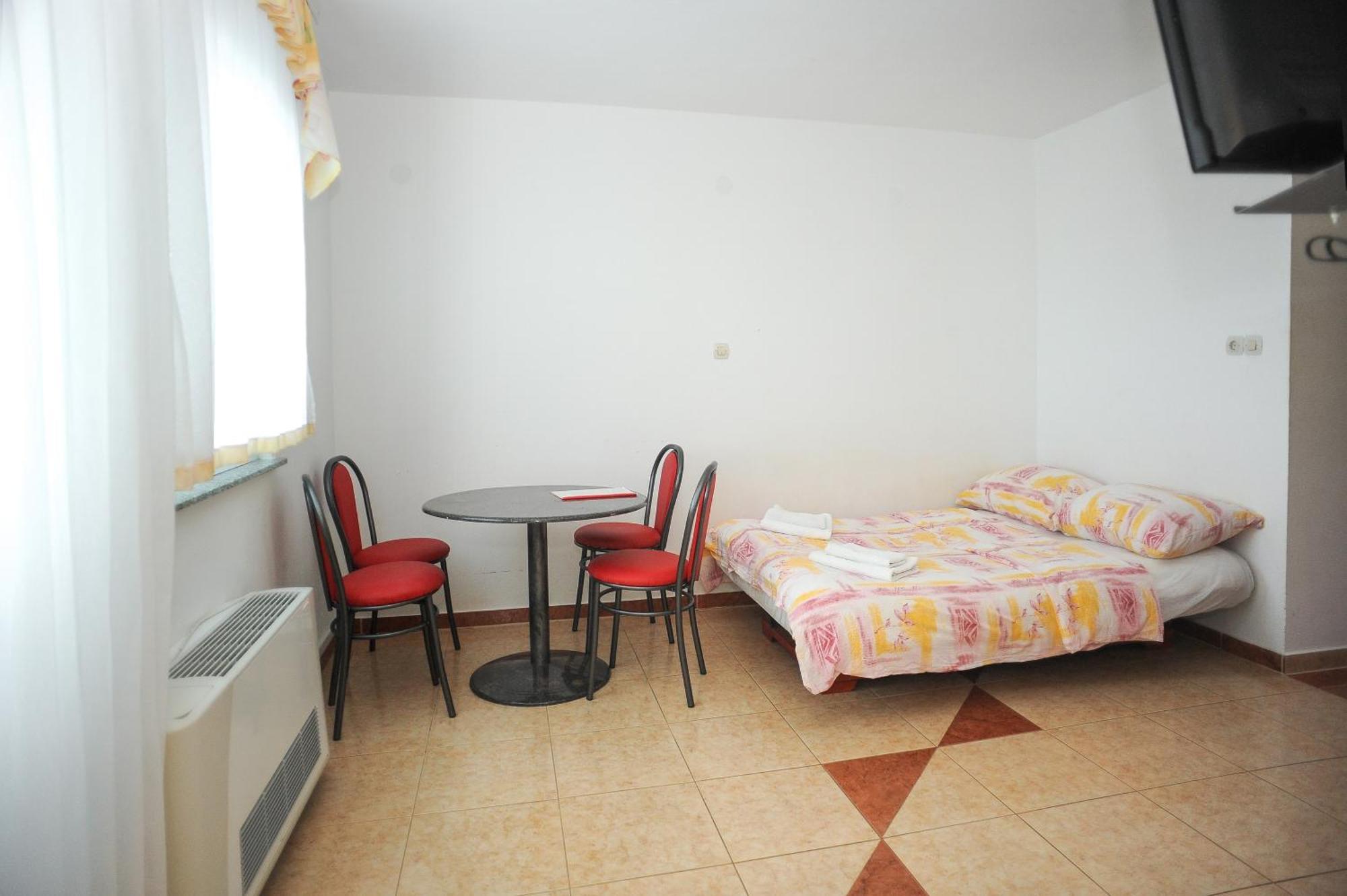 Apartmani Vila Caska Ruang foto